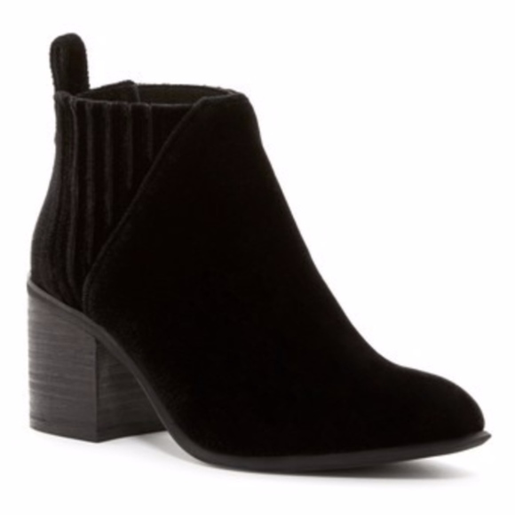 Jeffrey Campbell Shoes - NEW Jeffrey Campbell Viggo Velvet Block Heel Boot